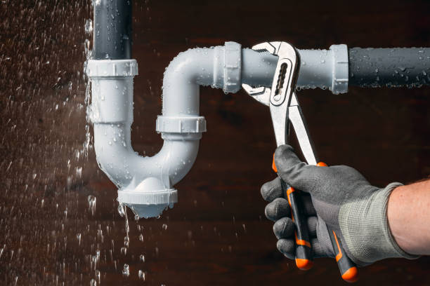 Professional Drain Cleaning technician working in Elm Mott, TX